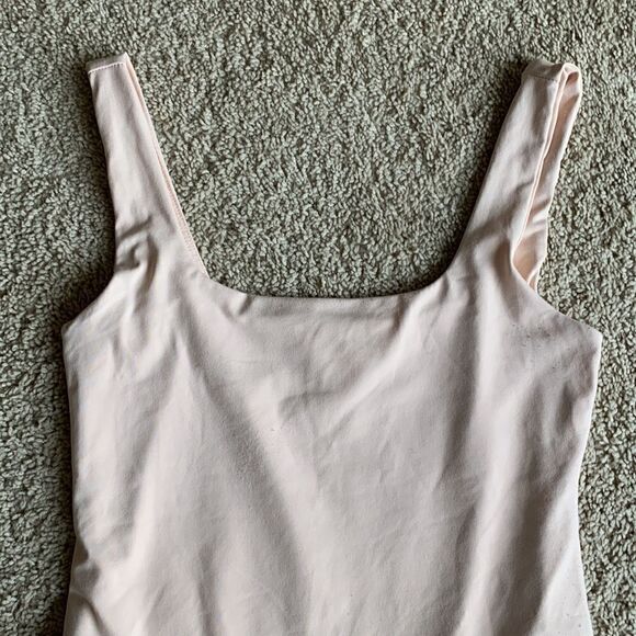 Scoop-Neck Sleeveless Bodysuit Forever 21 Tank Bodysuit Nude Pale Pink Snap - Picture 4 of 6